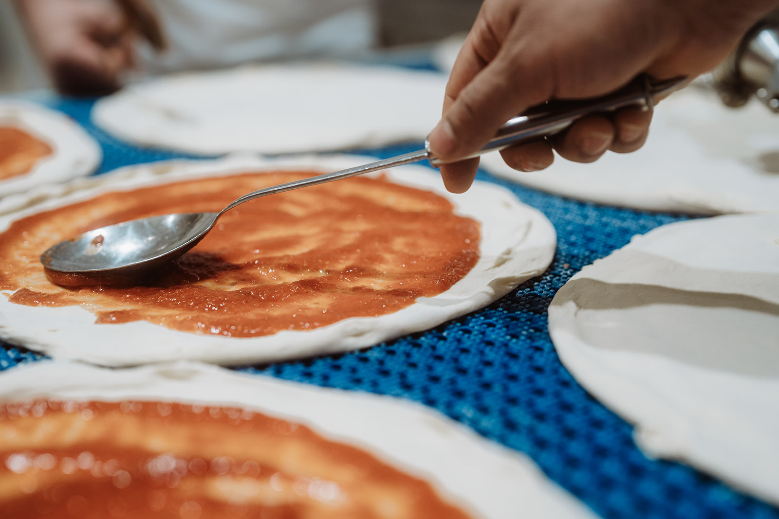 Pizza Farcita a mano